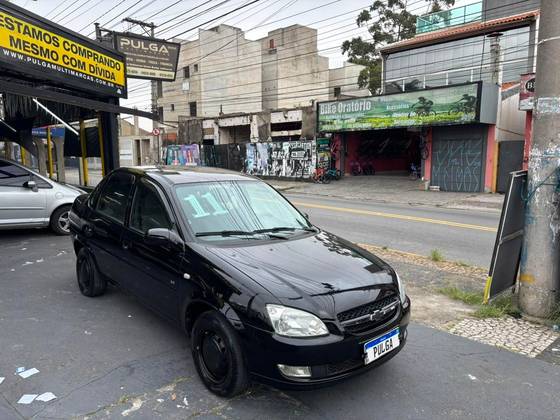 CHEVROLET CLASSIC 1.0 MPFI VHCE 8V FLEX 4P MANUAL CHEVROLET CLASSIC 1.0 MPFI VHCE 8V FLEX 4P MANUAL
